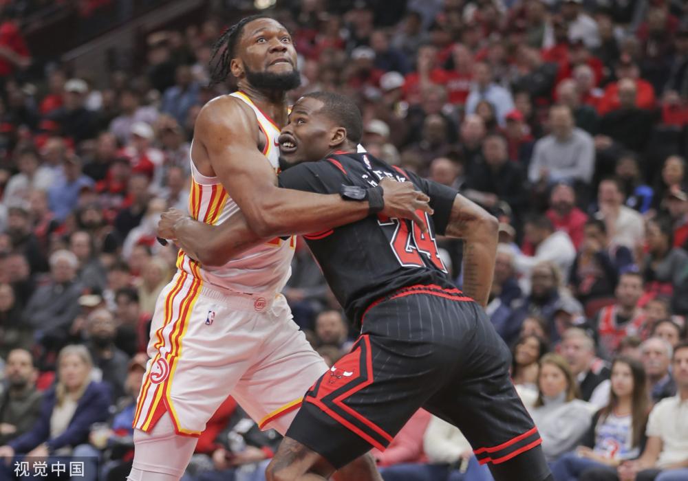 网球赛事中 网球赛事中