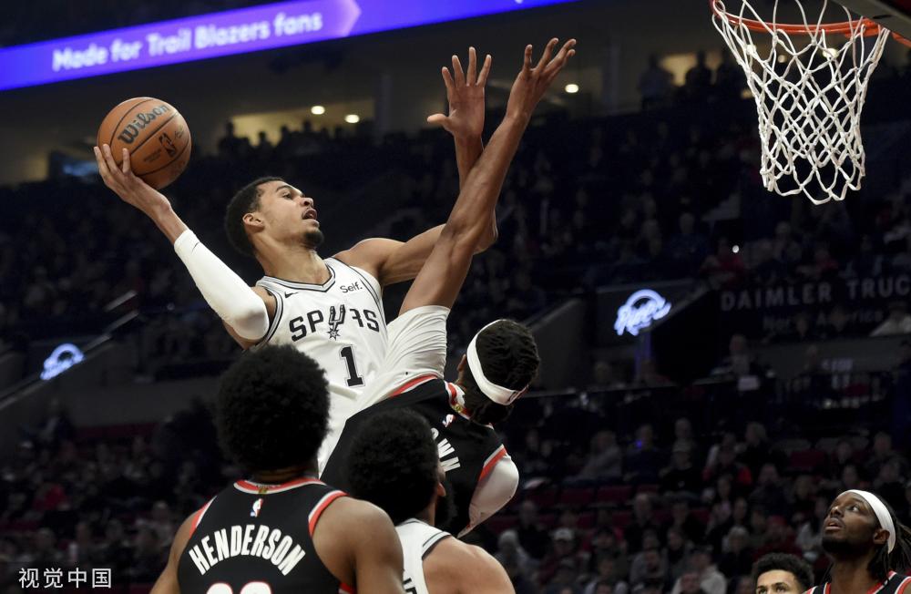 登上巅峰的 登上巅峰的